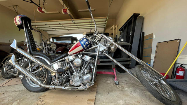 Peter Fonda's Legendary Harley Chopper From 'Easy Rider' Is Going Up for  Auction