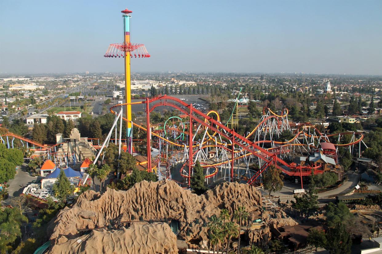 Views of Knott's Berry Farm from Sky Cabin