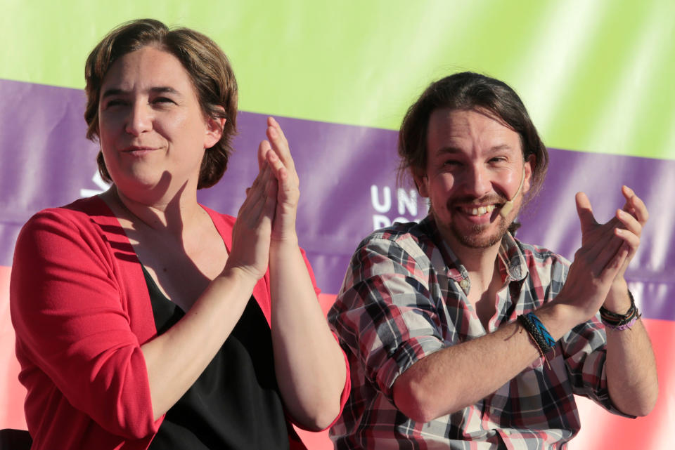 El proyecto de los ayuntamientos del cambio solo ha durado una legislatura. En Barcelona, Ada Colau ha obtenido de nuevo 10 concejales, aunque ha caído derrotada por un puñado de votos por la candidatura de ERC encabezaba por Ernest Maragall, también con 10 representantes en el ayuntamiento de la Ciudad Condal. Habrá que esperar a los posibles pactos para ver quién se hace finalmente con la alcaldía. (Foto: Reuters).