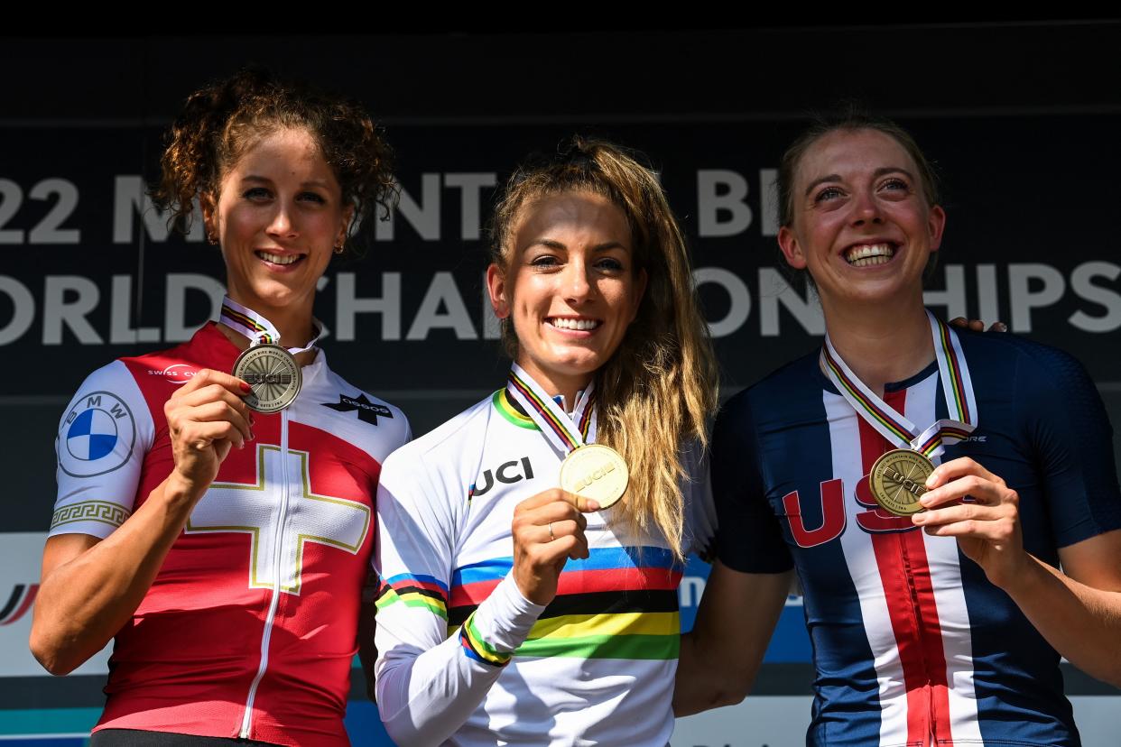  Pauline Ferrand-Prevot wins 2022 MTB XCO World Championships 