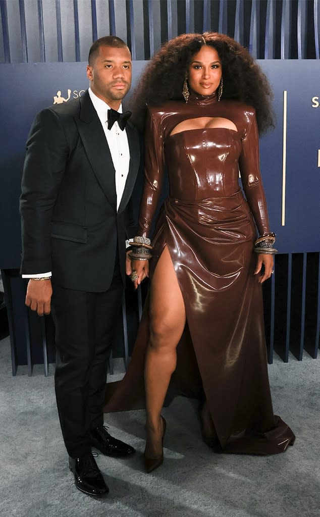 <p>Russell Wilson & Ciara</p>