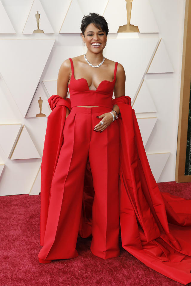 The best 2019 Oscars red carpet dresses