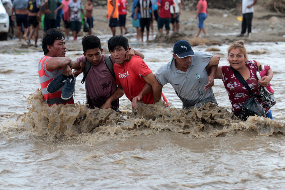 Peru struggles with devastating El Niño flooding