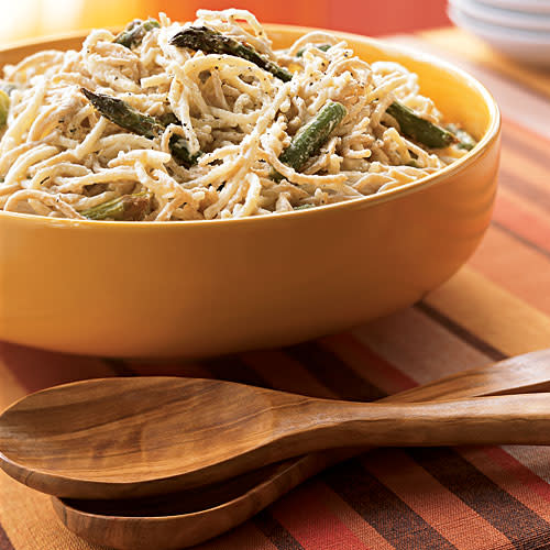 Straw and Hay Alfredo with Roasted Asparagus