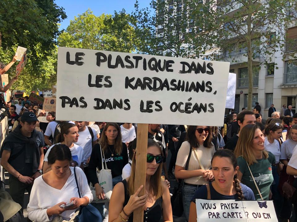 Marche pour le climat à Paris : les plus belles pancartes