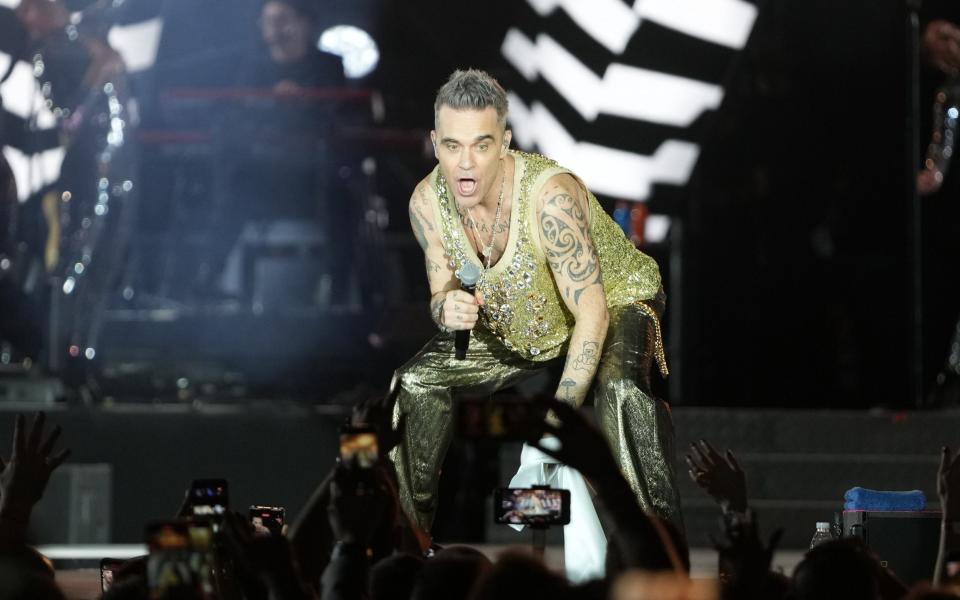 Robbie Williams performing at the World Cup in Qatar - Eddie Mulholland