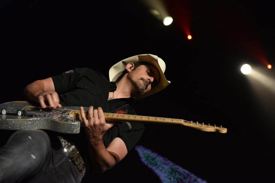 Brad Paisley will play at Ironstone Vineyards in Murphys.