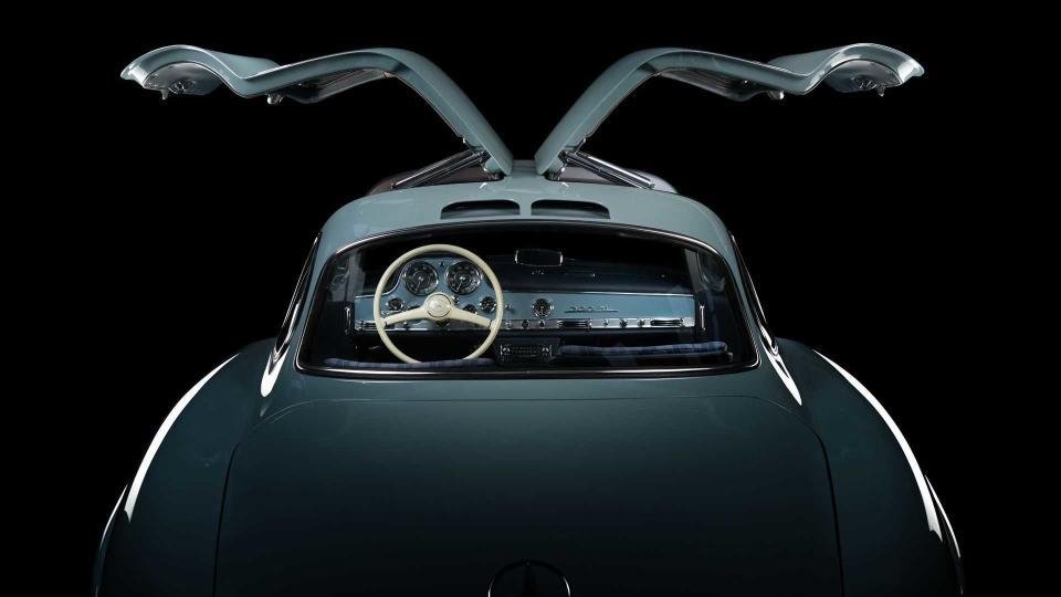 再戰60年！Mercedes 300SL Gullwing翻修後恢復完美姿態 