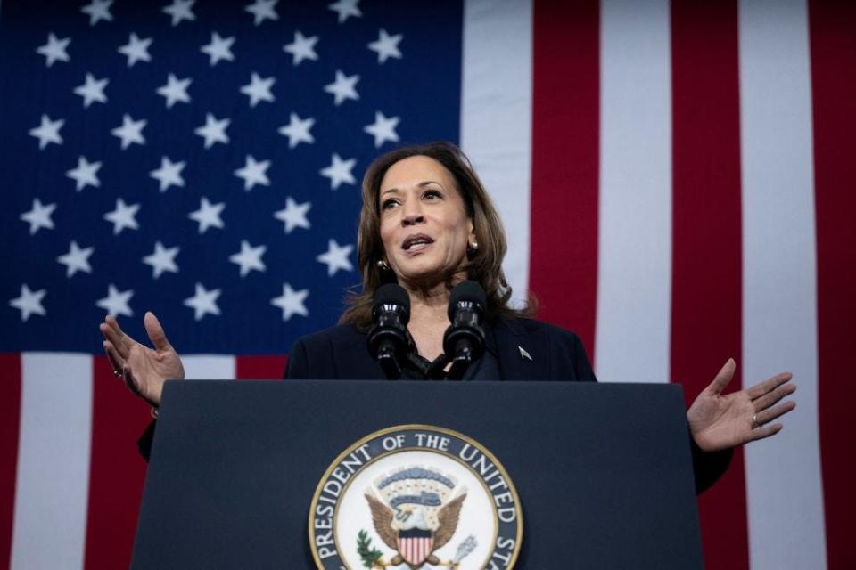 topshot us vote politics harris