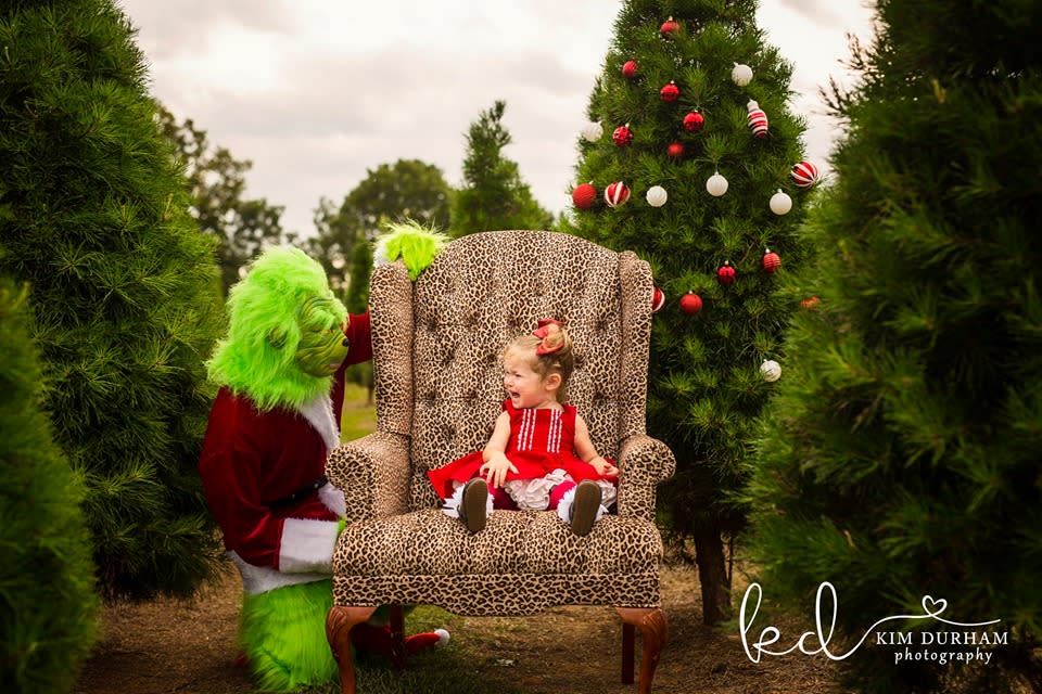 Tinley with the Grinch | Kim Durham Photography