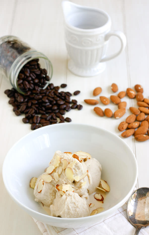 Coffee Almond Ice Cream