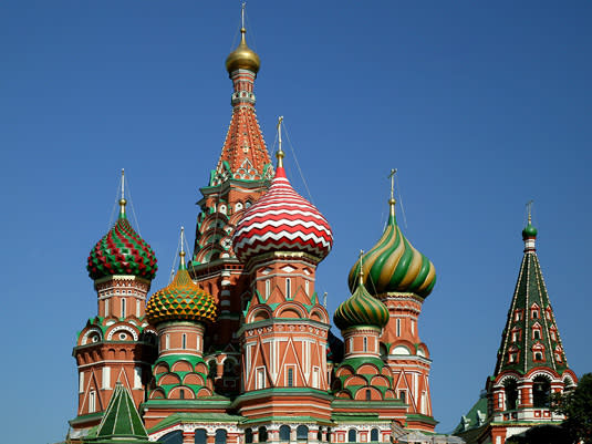 Famous buildings: St Basil's Cathedral in Moscow
