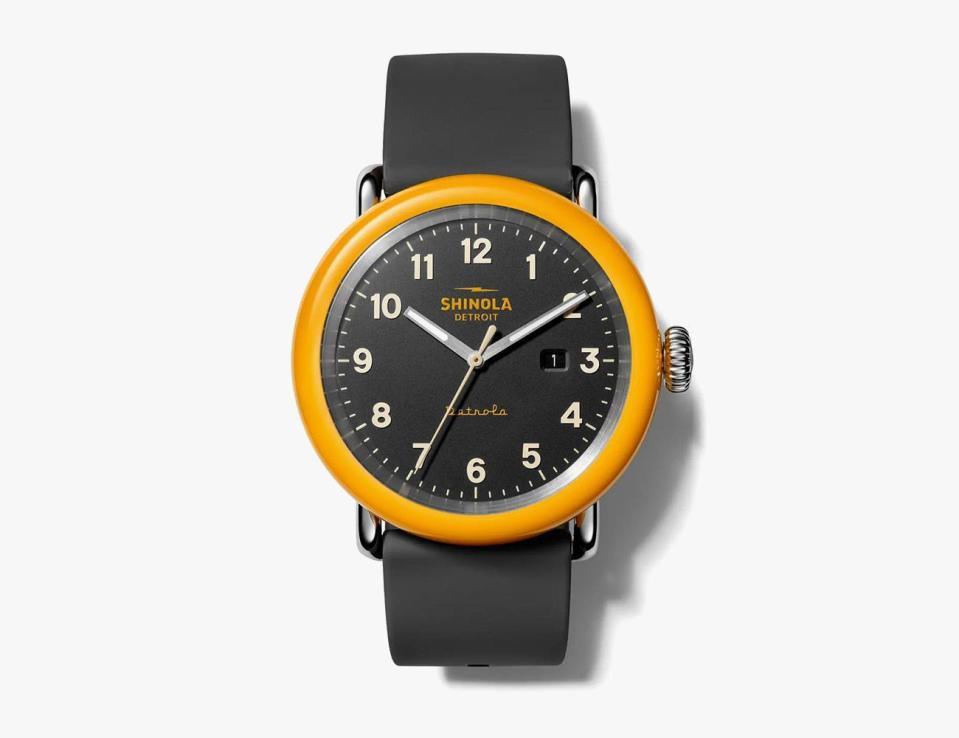 <p><a href="https://go.redirectingat.com?id=74968X1596630&url=https%3A%2F%2Fwww.shinola.com%2Fmens%2Fwatches%2Fthe-detrola-watch%2Fdetrola-watch-43mm-61966.html&sref=https%3A%2F%2Fwww.menshealth.com%2Fstyle%2Fa43796119%2Fshinola-sale-may-2023%2F" rel="nofollow noopener" target="_blank" data-ylk="slk:Shop Now;elm:context_link;itc:0;sec:content-canvas" class="link ">Shop Now</a></p><p>Shinola No. 2 Model D Detrola</p><p>$296.00</p><p>shinola.com</p><span class="copyright">Shinola</span>