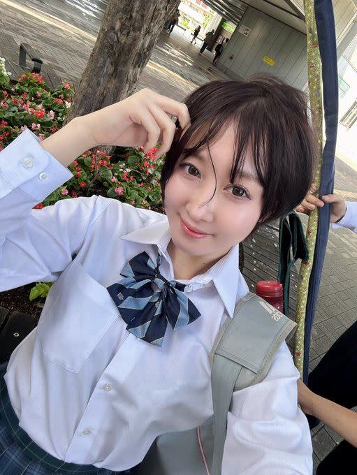 日本AV女優咲野瑞希高中時是弓箭社團團長。（圖／翻攝Ｘ）