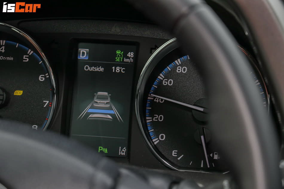 主動安全、科技配備、大螢幕 我都要！ Luxgen U6 GT x Toyota RAV4 x Honda CR-V 【安全、科技誰掛帥】