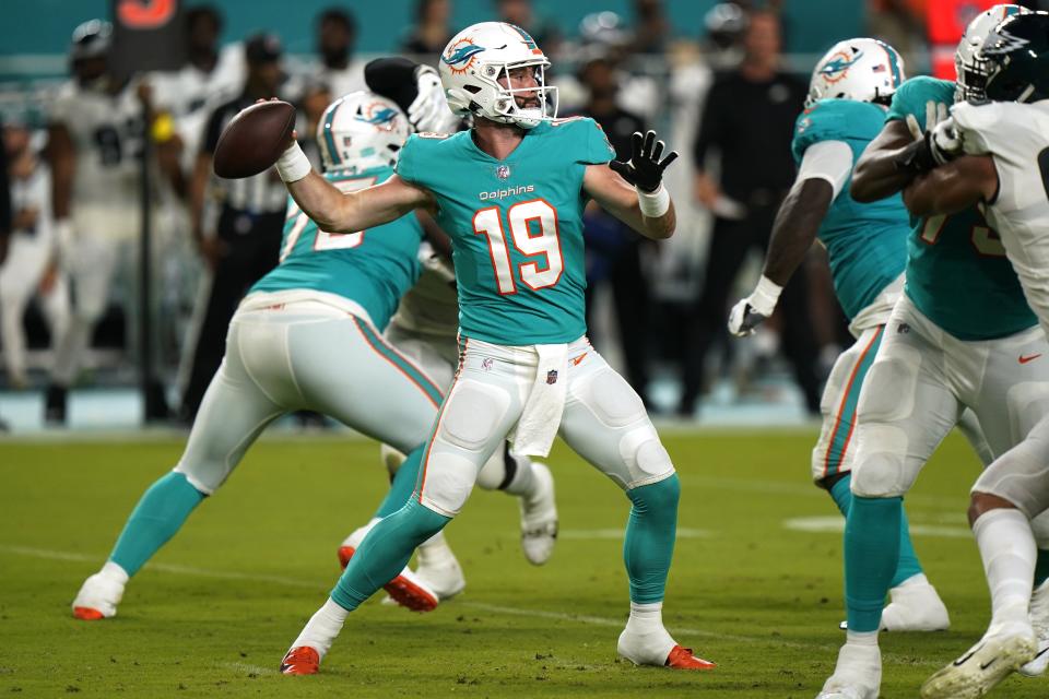 Dolphins quarterback Skylar Thompson, passing against the Eagles Saturday night, had 450 yards, five touchdowns and no interceptions while completing 75 percent of passes and posting a 138.4 QB rating in the preseason.