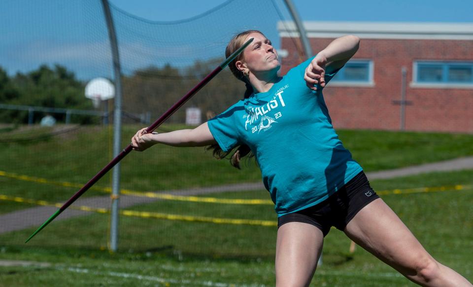 Franklin High School track javelin thrower Liz Hopkins, at practice, May 2, 2024.