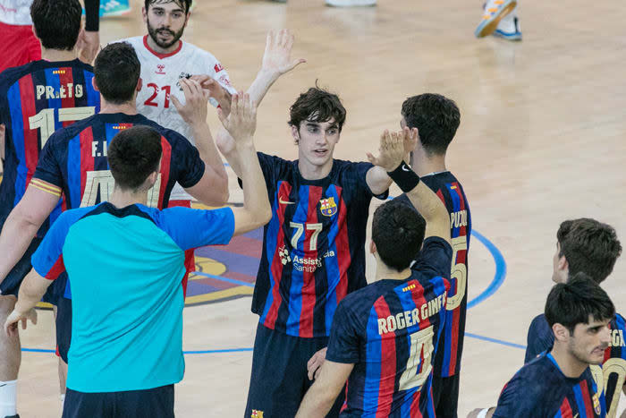 La felicidad de Pablo Urdangarin al ver a su novia en las gradas durante su último partido