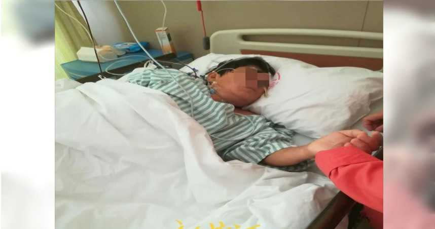上海周姓老婦3年前在中山醫院過世，不過家屬調閱病歷卻發現，她的病歷被修改多次。（圖／翻攝自網易新聞）