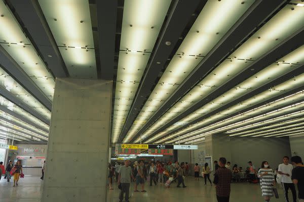 台中火車站新站售票處與穿堂風景。(攝影／MOOK景點佳張盈盈)