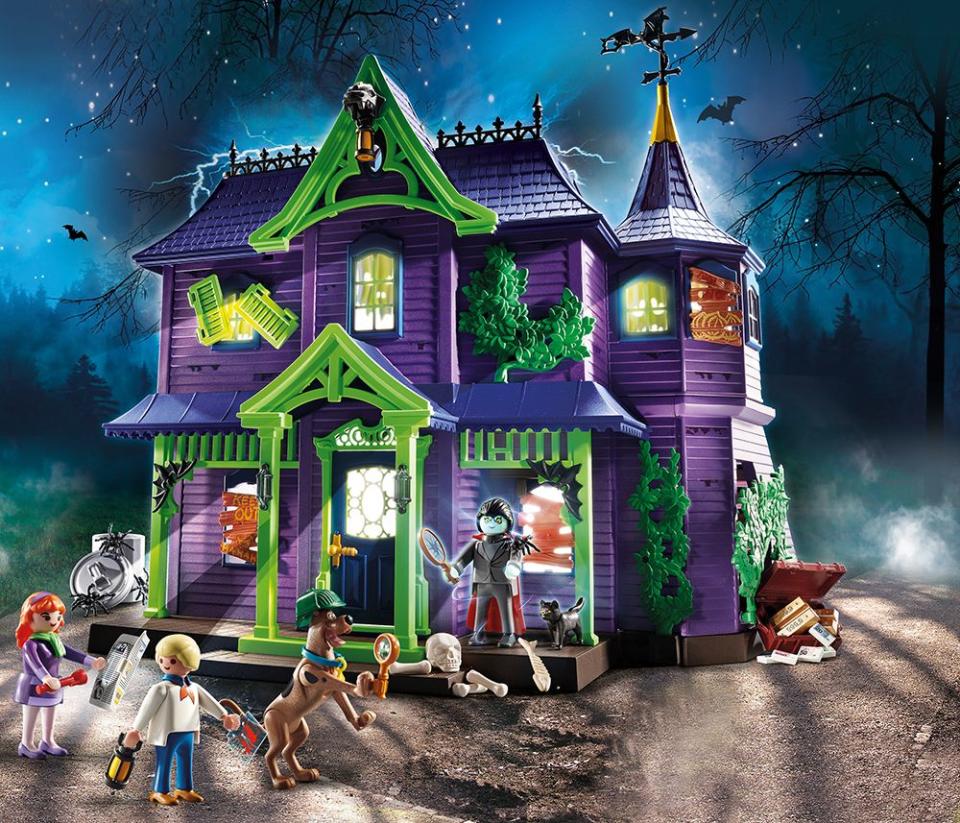 Playmobil Scooby-Doo Adventure in the Mystery Mansion