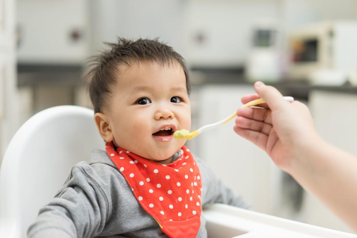 <h3>The best food to keep your baby healthy during every stage</h3><p>Keeping your baby well-fed and nourished is one of the highest priorities of a new mother. There are plenty of options out there when it comes to shopping for baby food. You’ll see shelves packed with jars of baby food at your local supermarket, from purees of delicious fruits and veggies to formula for those still too young for more advanced food. But can you ever be certain what is inside of these foods when you haven’t done your proper research? </p><p><br></p><p>You can set a new mom’s mind at ease with Little Spoon. Specializing in healthy and organic food products for young ones, Little Spoon is one of the greatest resources for moms looking to ensure their babies get the nutrients their bodies require with none of the unnecessary filler. Little Spoon sells blends and purees for babies that prepare them to transition to solid food, early finger foods, toddler and kid friendly meals, lunches, snacks, and tasty smoothies. All of the options from Little Spoon are free from unhealthy ingredients, delicious to taste, and make meal prepping easier than ever for mom. </p><p><br></p><p>You can learn more about <a href="https://www.littlespoon.com/?utm_source=msn&utm_medium=PR&utm_campaign=blog" rel="nofollow noopener" target="_blank" data-ylk="slk:Little Spoon here;elm:context_link;itc:0;sec:content-canvas" class="link rapid-noclick-resp">Little Spoon here</a>. </p><p><br></p><p><i>This article originally appeared on <a href="https://www.giftcardgranny.com/blog/gift-cards-for-new-moms/" rel="nofollow noopener" target="_blank" data-ylk="slk:GiftCardGranny.com;elm:context_link;itc:0;sec:content-canvas" class="link rapid-noclick-resp">GiftCardGranny.com</a> and was syndicated by<a href="https://mediafeed.org/" rel="nofollow noopener" target="_blank" data-ylk="slk:MediaFeed.org;elm:context_link;itc:0;sec:content-canvas" class="link rapid-noclick-resp"> MediaFeed.org</a>.</i><br></p><span class="copyright"> alice-photo/istockphoto </span>