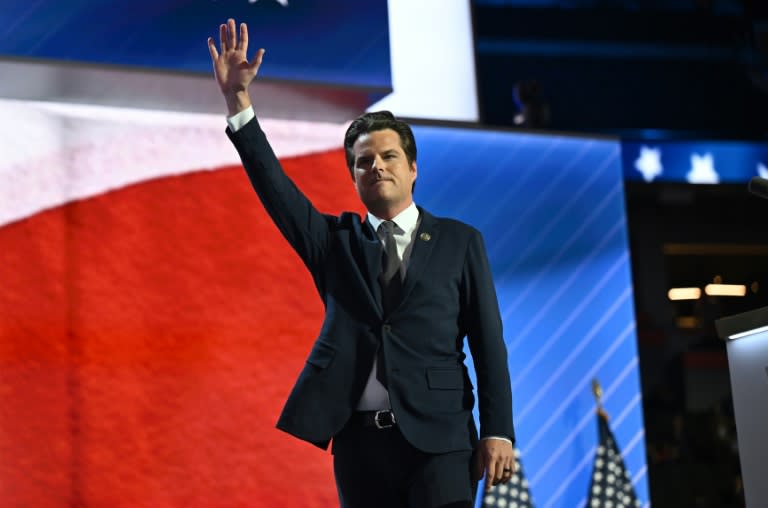 El congresista por Florida Matt Gaetz saluda durante la Convención Nacional Republicana, en Milwaukee, Wisconsin (EEUU), el 17 de julio de 2024 (Patrick T. Fallon)