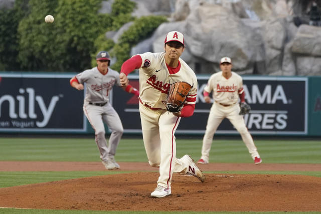 ANAHEIM, CA - APRIL 11: Washington Nationals second baseman