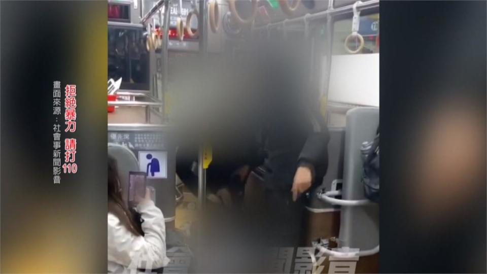 行車糾紛攔下公車　酒駕醉男衝上公車毆打運將