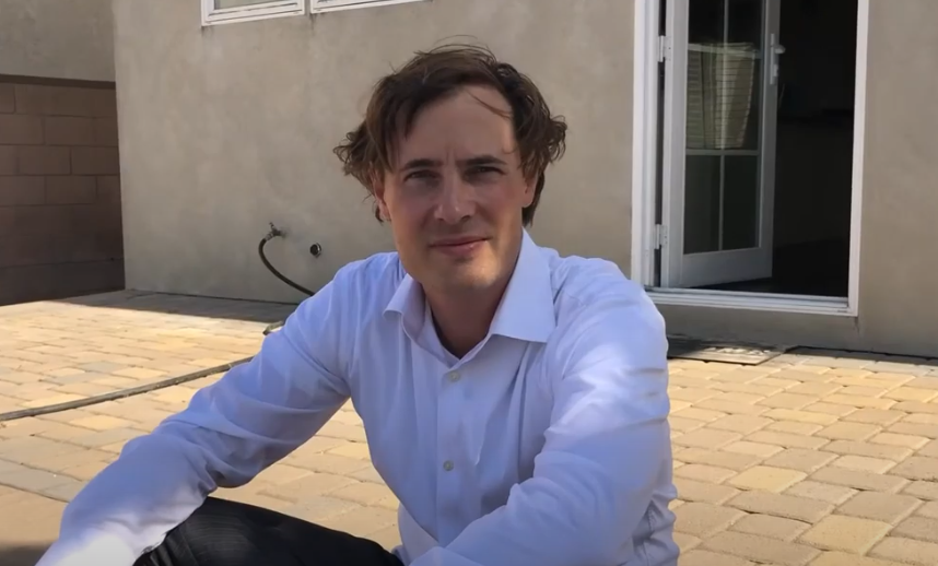 Erik von Detten at a house in 2020