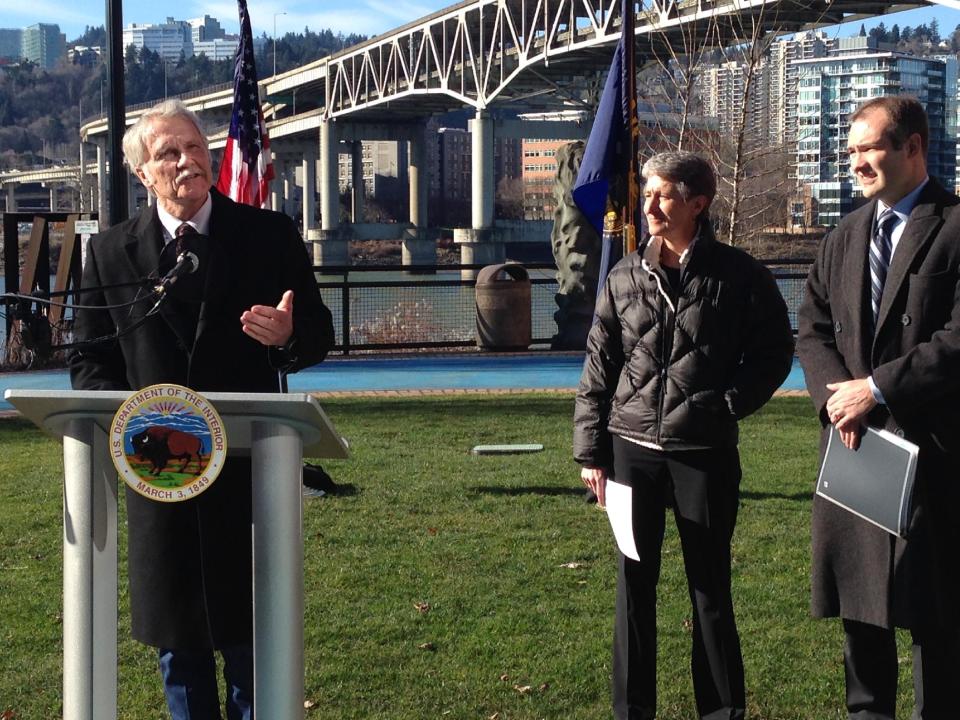 Oregon, Governor John Kitzhaber, left, announces Wednesday Feb. 5, 2014, plans to develop the West Coast’s first offshore wind energy farm, as U.S. Secretary of the Interior Sally Jewell, center, and Bureau of Ocean Energy Management Director Tommy Beaudreau look on in Portland, Ore. The pilot project will be developed by Seattle-based Principle Power using floating wind turbine technology that has not been deployed in U.S. waters but is in use or under development in Europe and Asia. (AP Photo/Gosia Wozniacka)