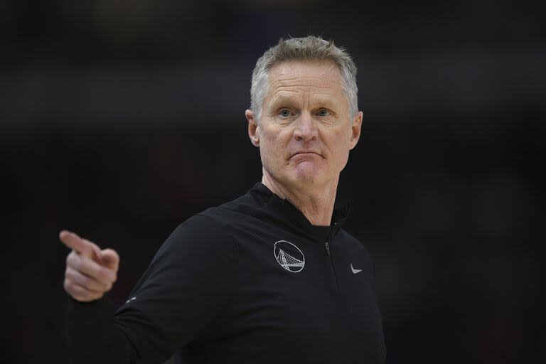 Golden State Warriors head coach Steve Kerr is embarrassed by what happened