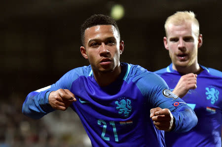 Football Soccer - Luxembourg v Netherlands - World Cup 2018 Qualifier - Josy Barthel Stadion, Luxembourg - 13/11/16 Netherland's Memphis Depay celebrates his goal. REUTERS/Eric Vidal