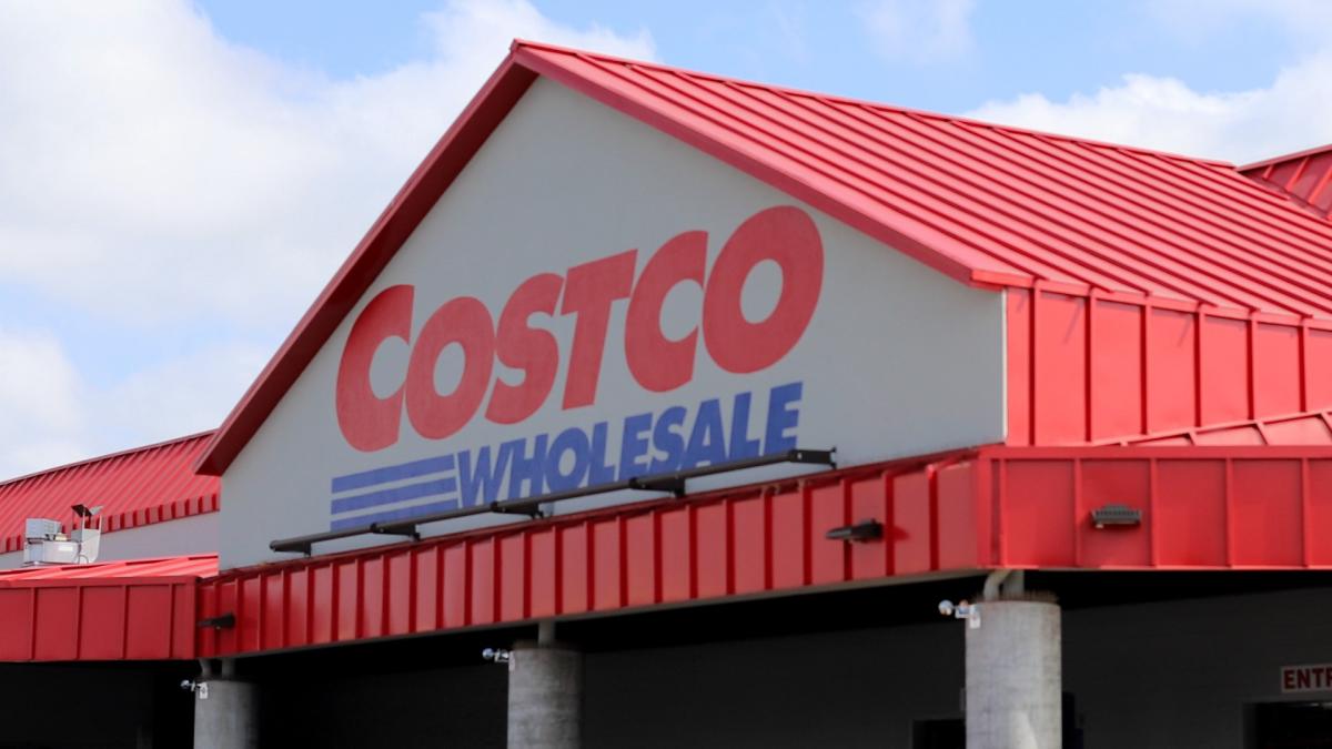 Andrew A. on LinkedIn: Costco is selling gold bars and they are selling out  within a few hours