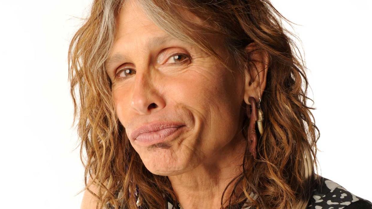  Steven Tyler studio portrait. 