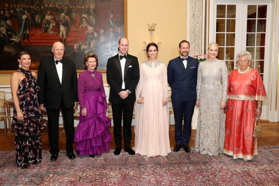 Prince William and Kate Middleton pose with Princess Martha Louise of Norway, Harald V of Norway, Queen Sonja of Norway, Crown Prince Haakon of Norway, Crown Princess Mette Marit of Norway and Princess Astrid of Norway | Chris Jackson - Pool/Getty