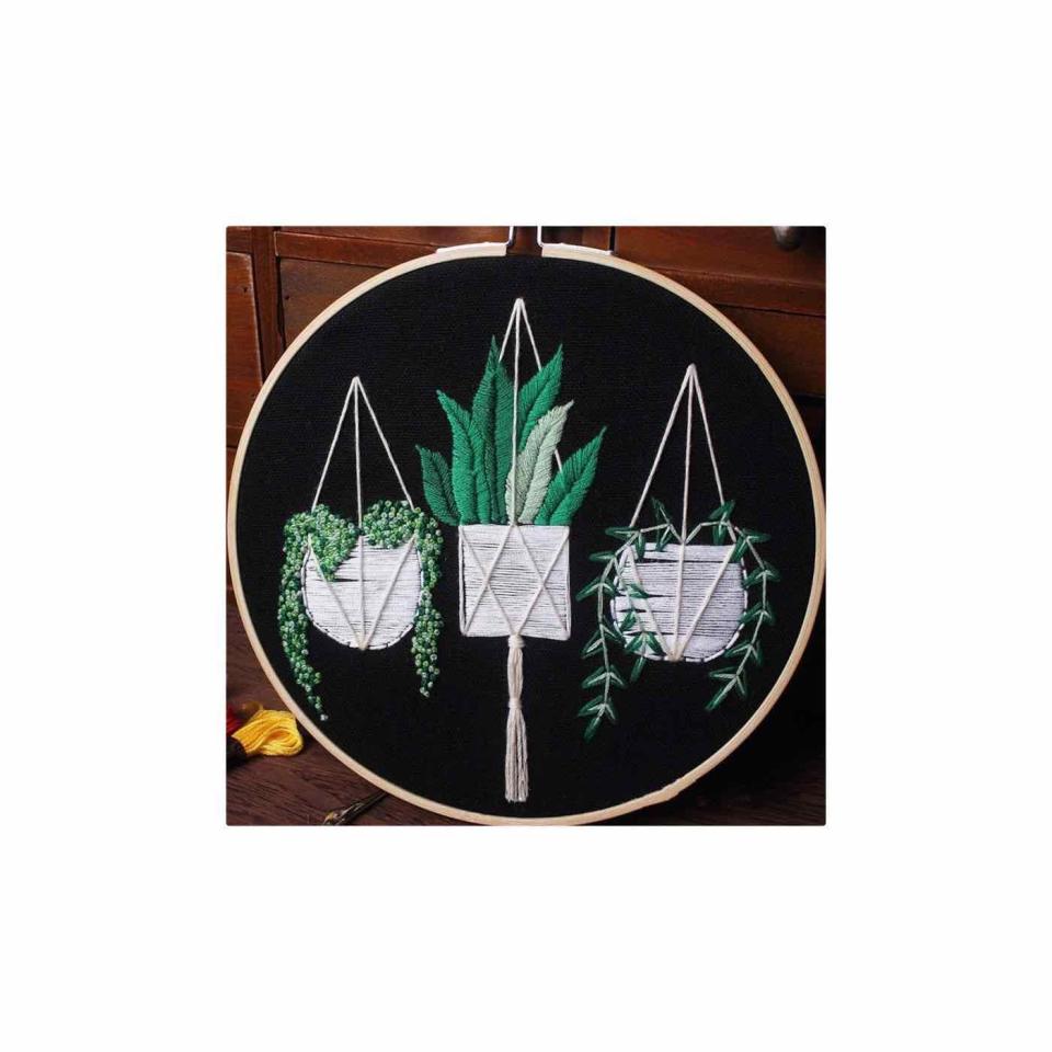 Modern Crewel Embroidery Kit