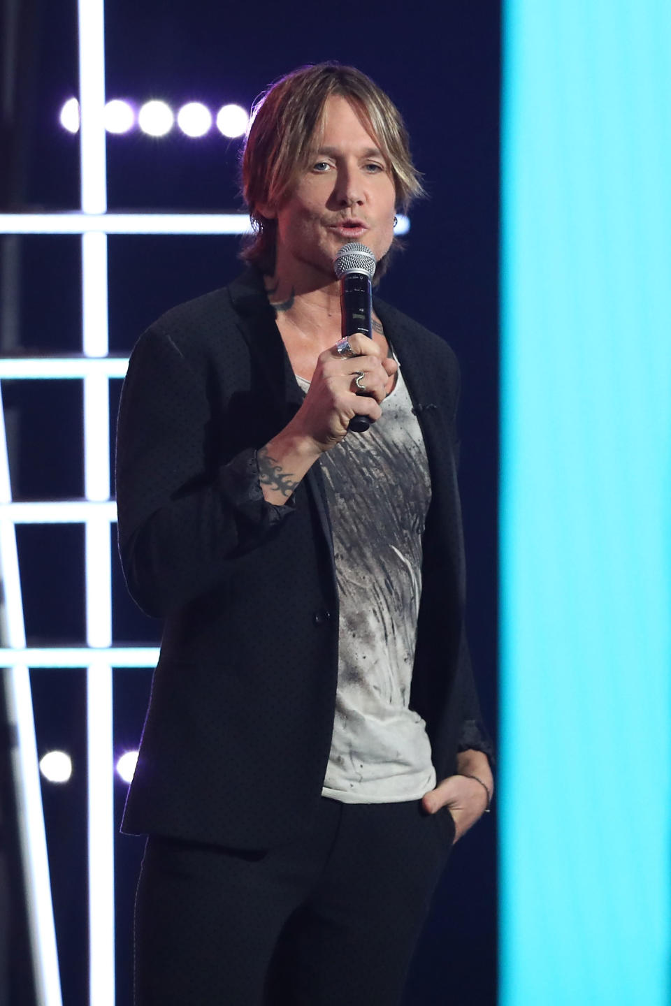 Keith Urban gave his wife Nicole Kidman a shoutout at the 2018 ARIA Awards. Photo: Getty