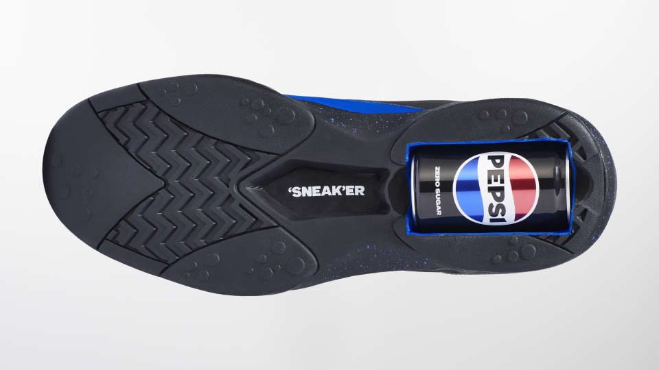 Custom Pepsi 'Sneak'ers, shoe surgeon, shaquille o'neal