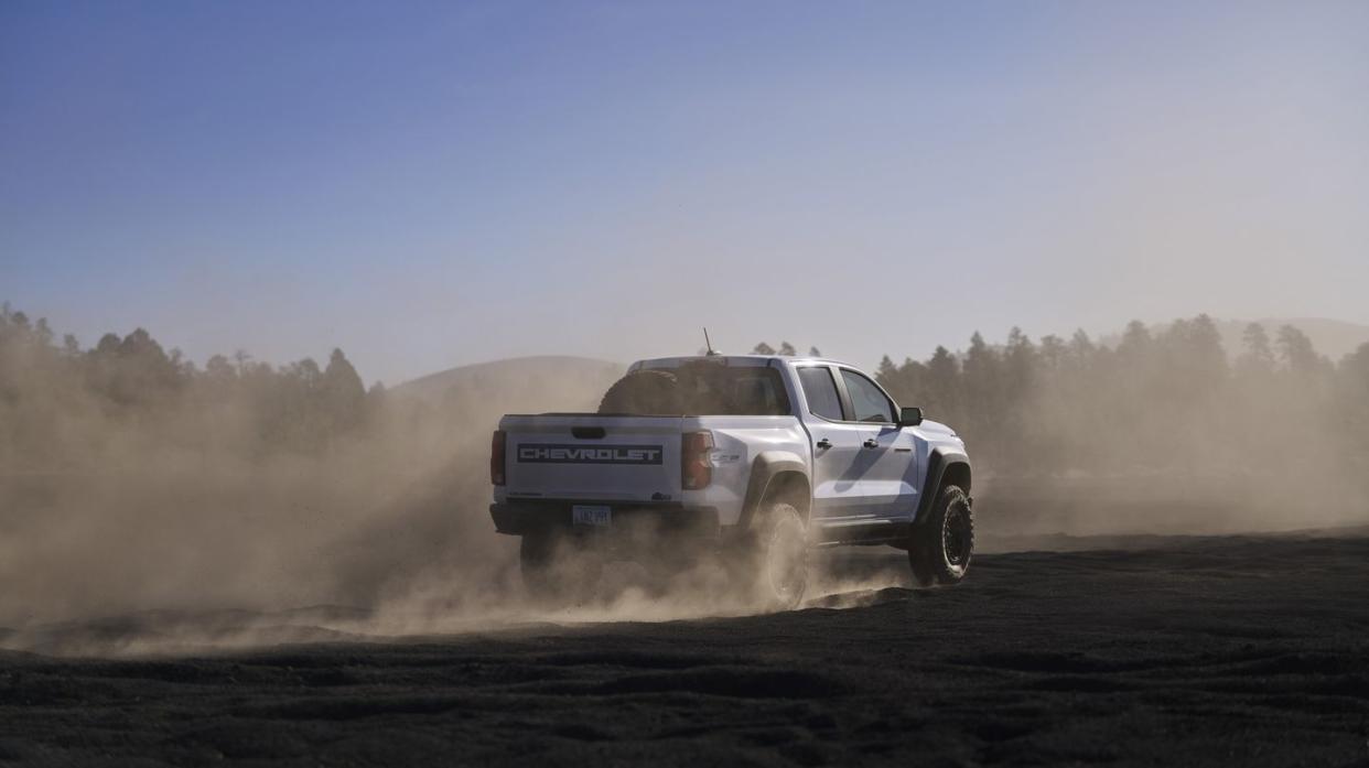 2024 chevrolet colorado zr2 bison