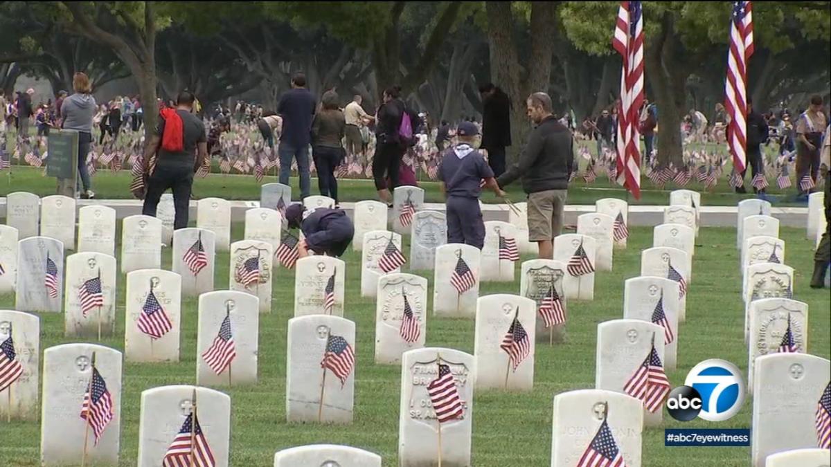 Memorial Day weekend tradition Thousands of scouts honor the fallen at