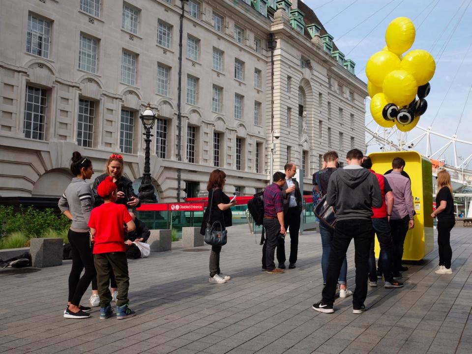 snapchat spectacles snapbot london