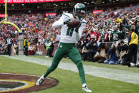 New York Jets wide receiver Robby Anderson (11) catches a touchdown in the first half of an NFL football game against the Washington Redskins, Sunday, Nov. 17, 2019, in Landover, Md. (AP Photo/Alex Brandon)