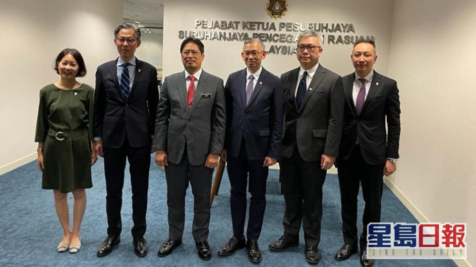 廉政專員胡英明(右三)率領代表團到訪馬來西亞反貪污委員會。