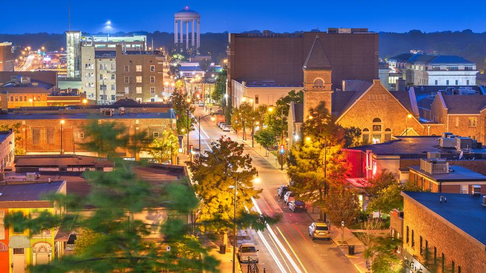 Columbia, Missouri, USA downtown city skyline at twilight.