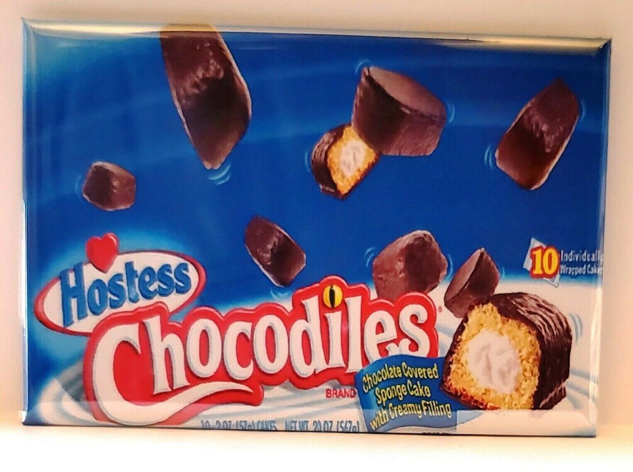 picture of fridge magnet for Hostess Chocodiles snack cakes