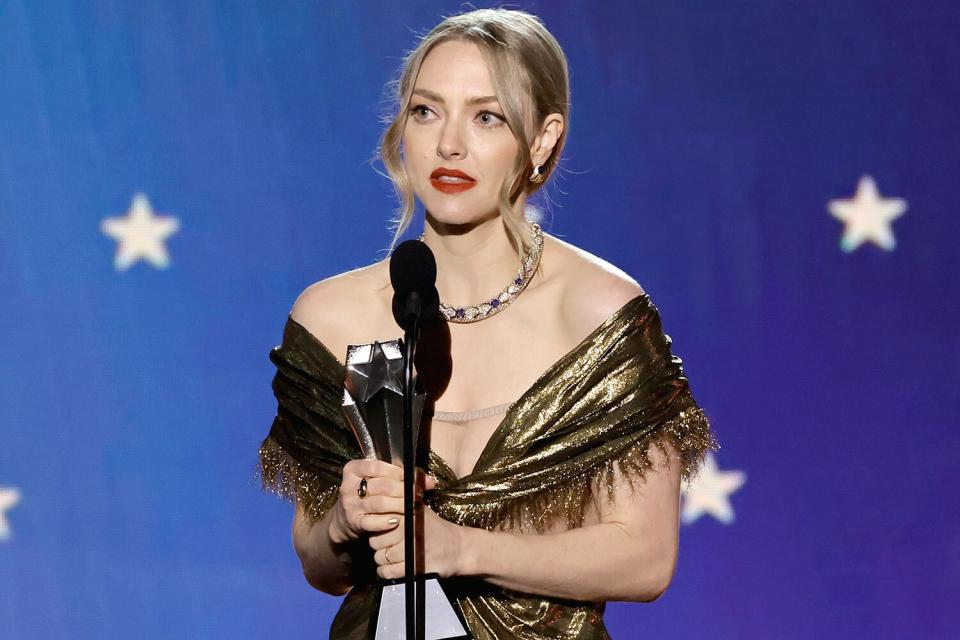 LOS ANGELES, CALIFORNIA - JANUARY 15: Amanda Seyfried accepts the Best Actress in a Limited Series or Movie Made for Television for "The Dropout" onstage during the 28th Annual Critics Choice Awards at Fairmont Century Plaza on January 15, 2023 in Los Angeles, California. (Photo by Kevin Winter/Getty Images for Critics Choice Association)