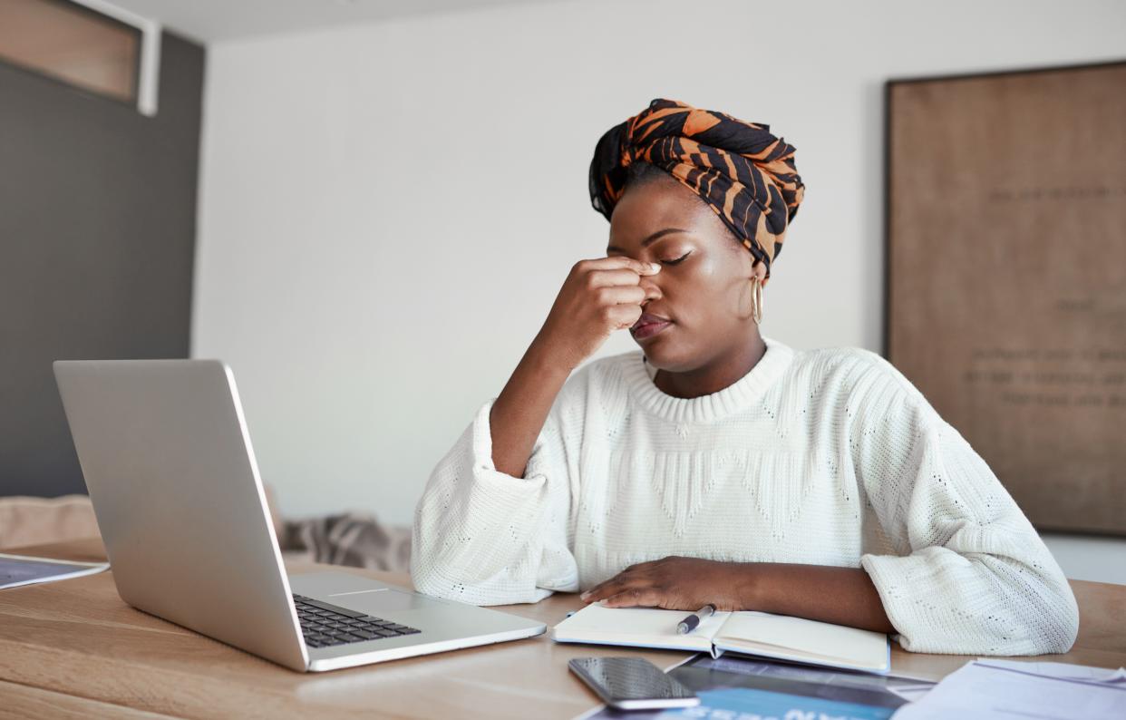 Giving your eyes a break from your screen every 20 minutes can help reduce any issues. (Photo: LaylaBird via Getty Images)