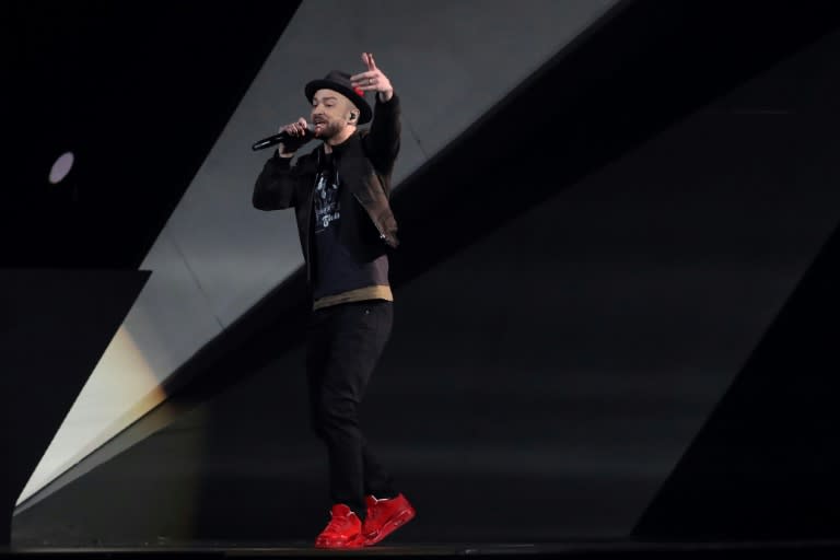 El cantante estadounidense Justin Timberlake actúa en una entrega de premios en Londres el 21 de febrero de 2018 (Daniel Leal)