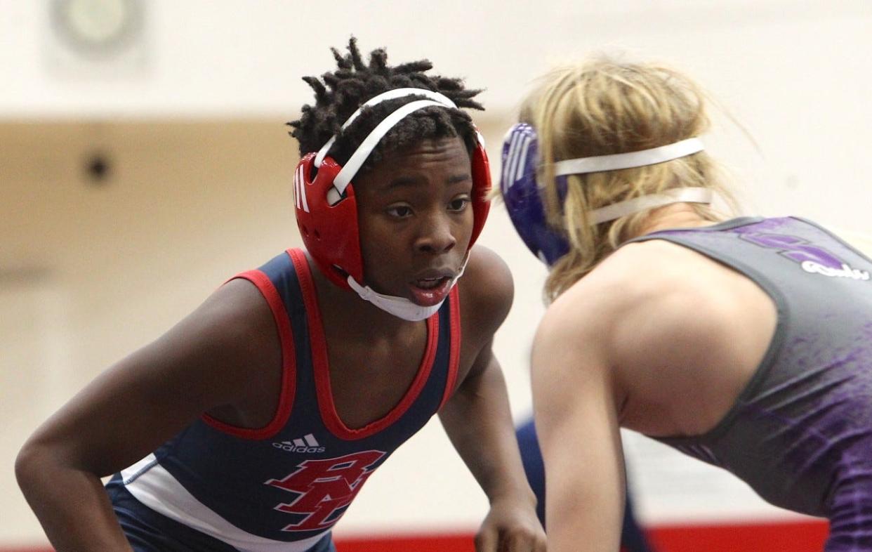 BNL freshman Patrell Childs bears down a foe Saturday during the HHC Tournament. Childs finished third to lead the Stars to a sixth-place finish.